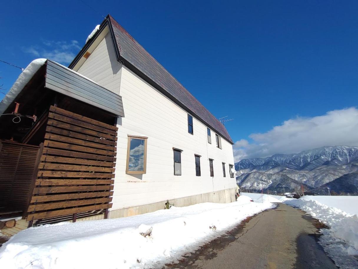 Hakuba Norikura Wakaguri Guesthouse Otari Exterior foto